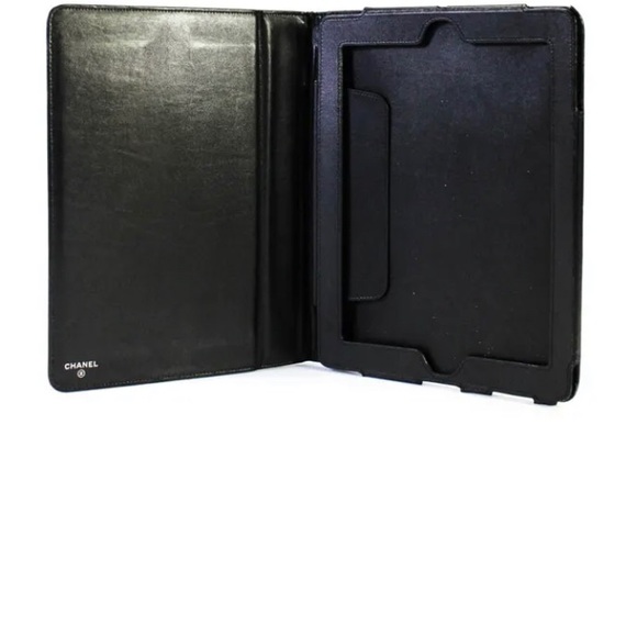 CHANEL 💯% authentic folding tablet case - black caviar leather - Picture 9 of 14